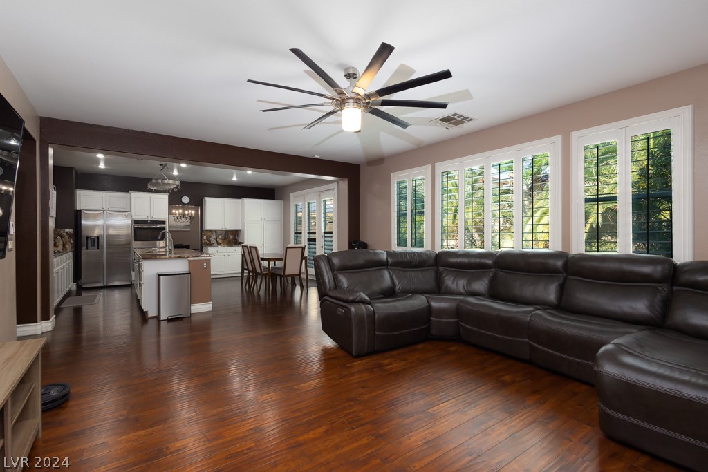 605 Runbridge Street