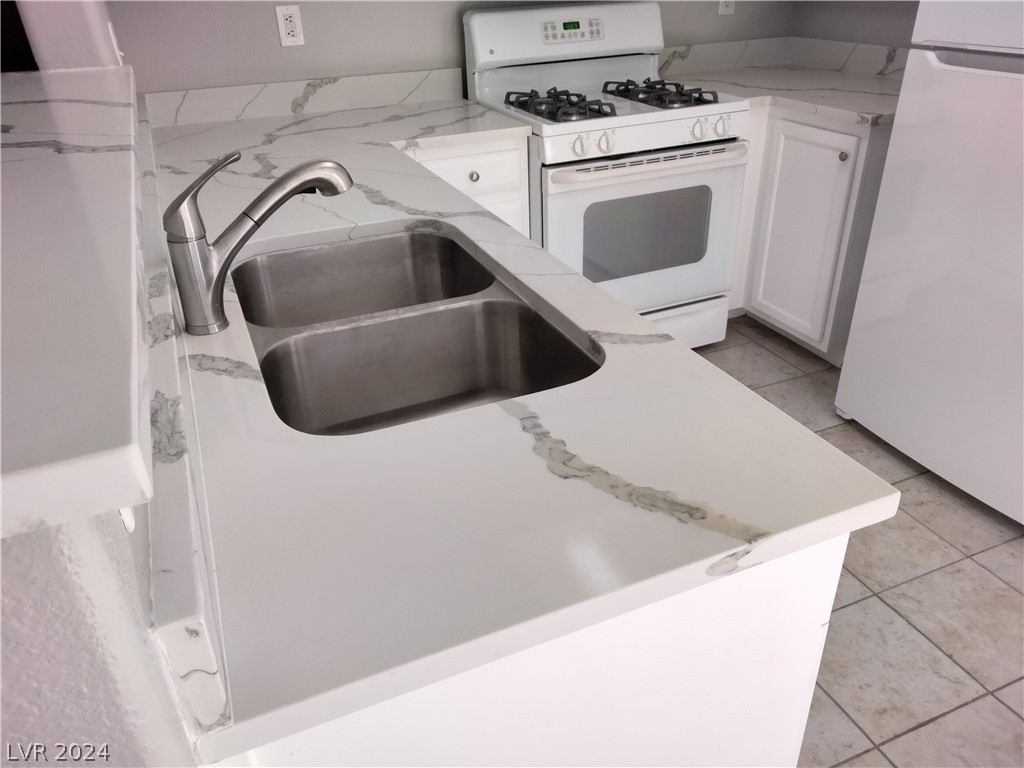 3104 Tarpon Drive 203
