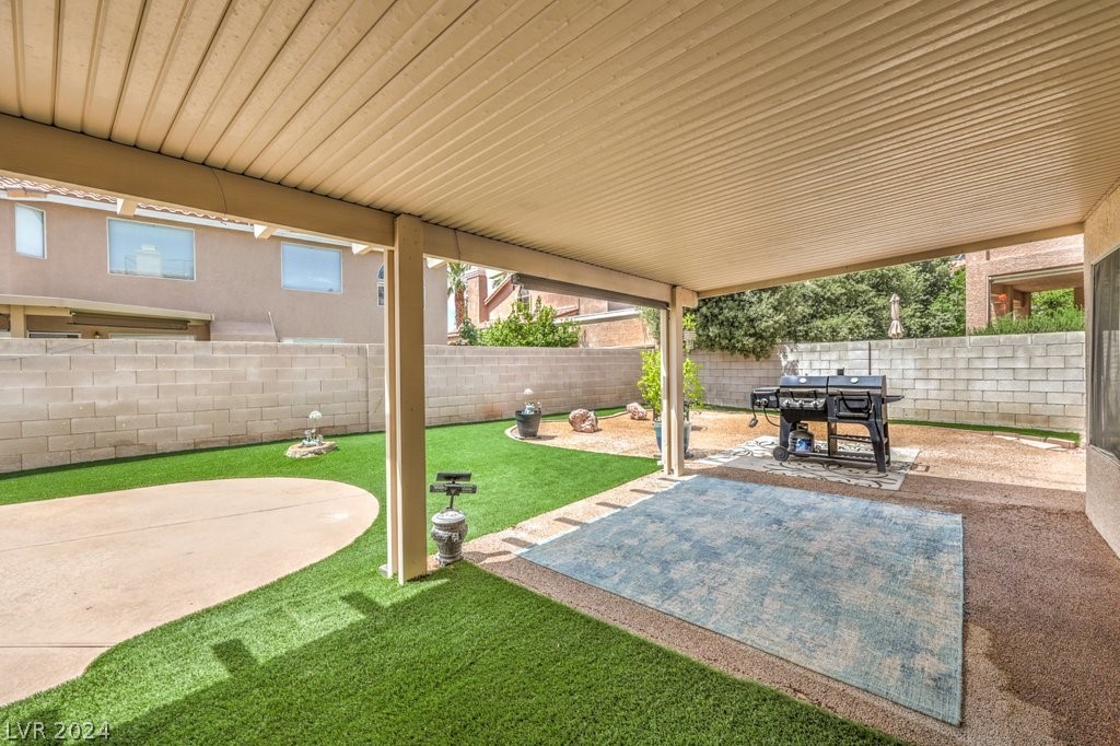 8937 Sailplane Avenue