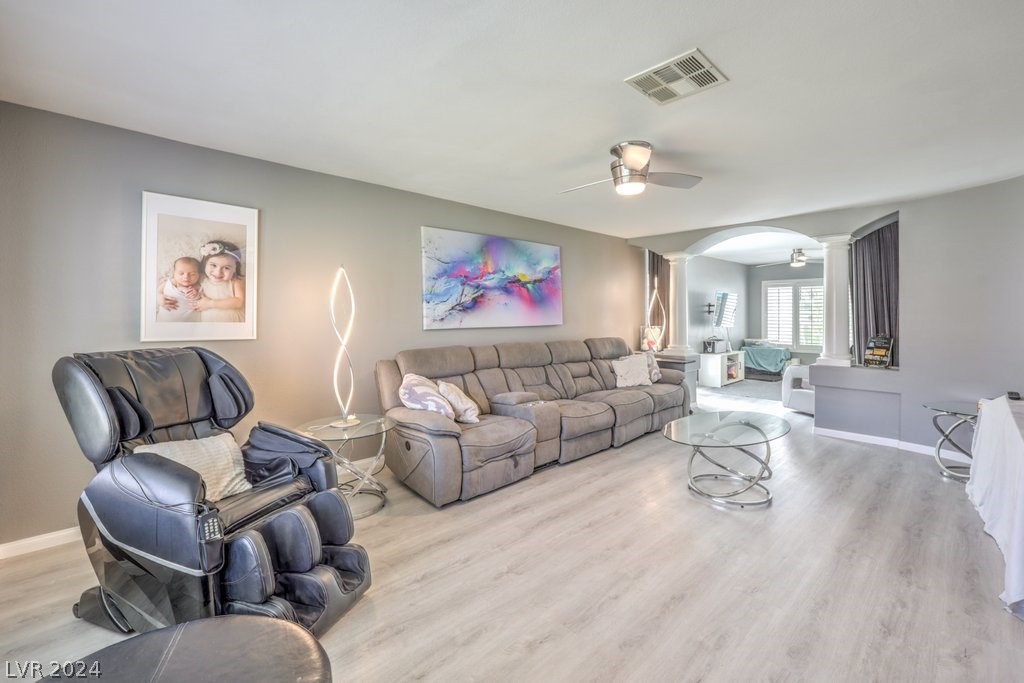 8937 Sailplane Avenue