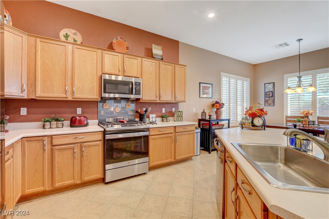 5415 Sharpei Court