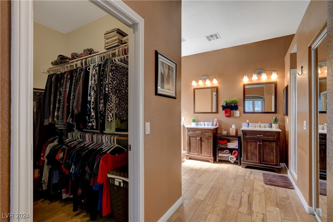 5415 Sharpei Court