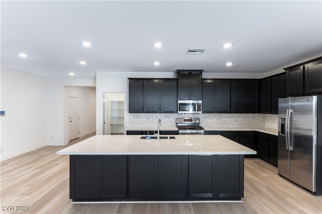 9570 Thistle Creek Avenue