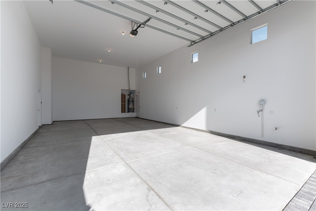 9570 Thistle Creek Avenue