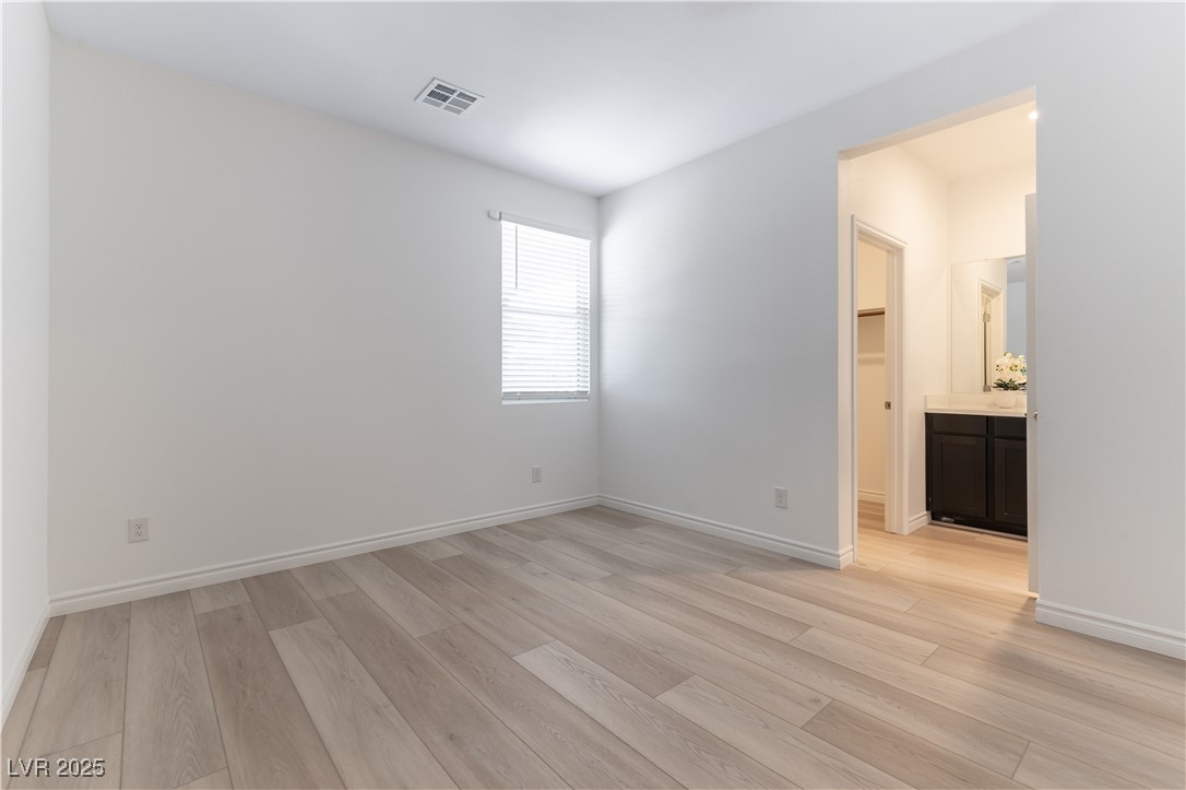 9570 Thistle Creek Avenue