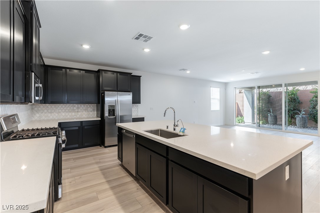 9570 Thistle Creek Avenue