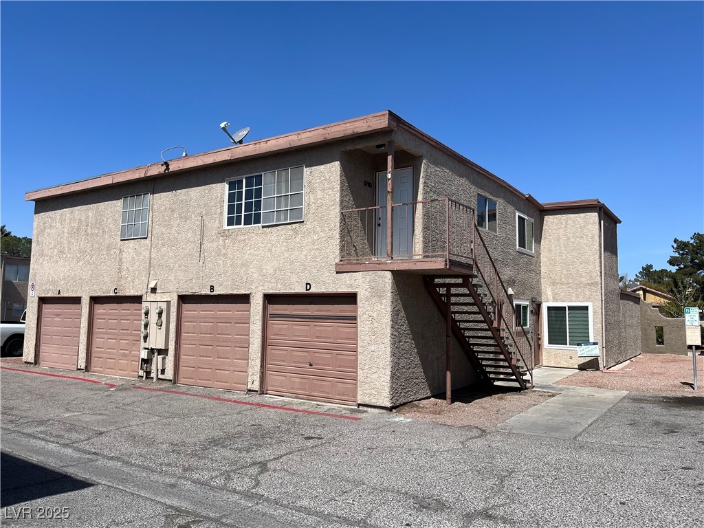 579 Roxella Lane D