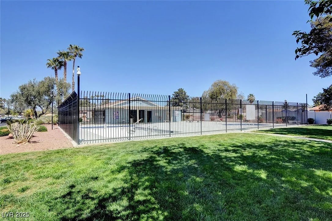 4712 Primavera Street