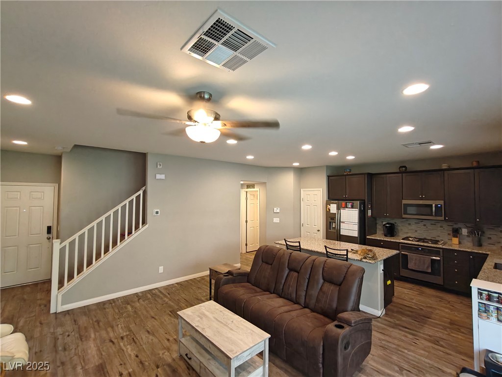 8105 Switchback Run Street