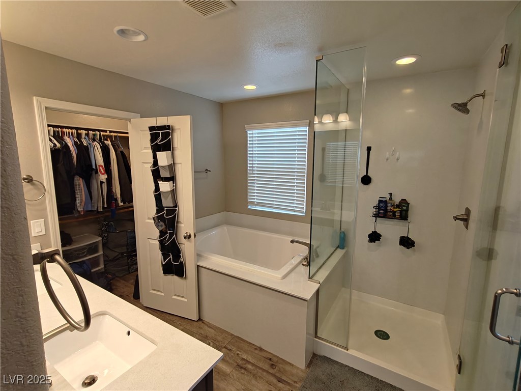 8105 Switchback Run Street