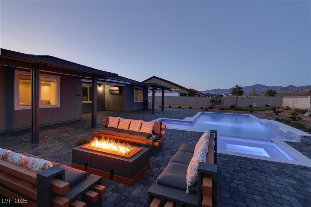 6331 Sundance Street