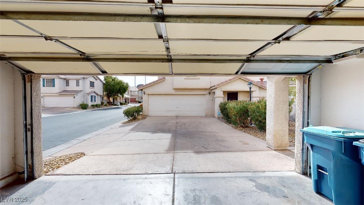 10245 Missouri Meadows Street