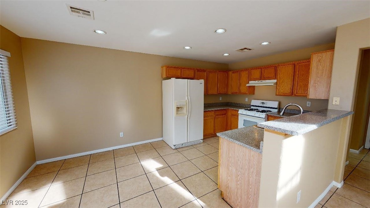 10245 Missouri Meadows Street