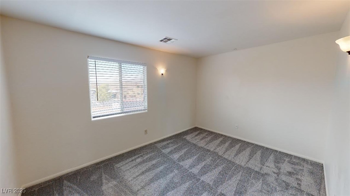 10245 Missouri Meadows Street