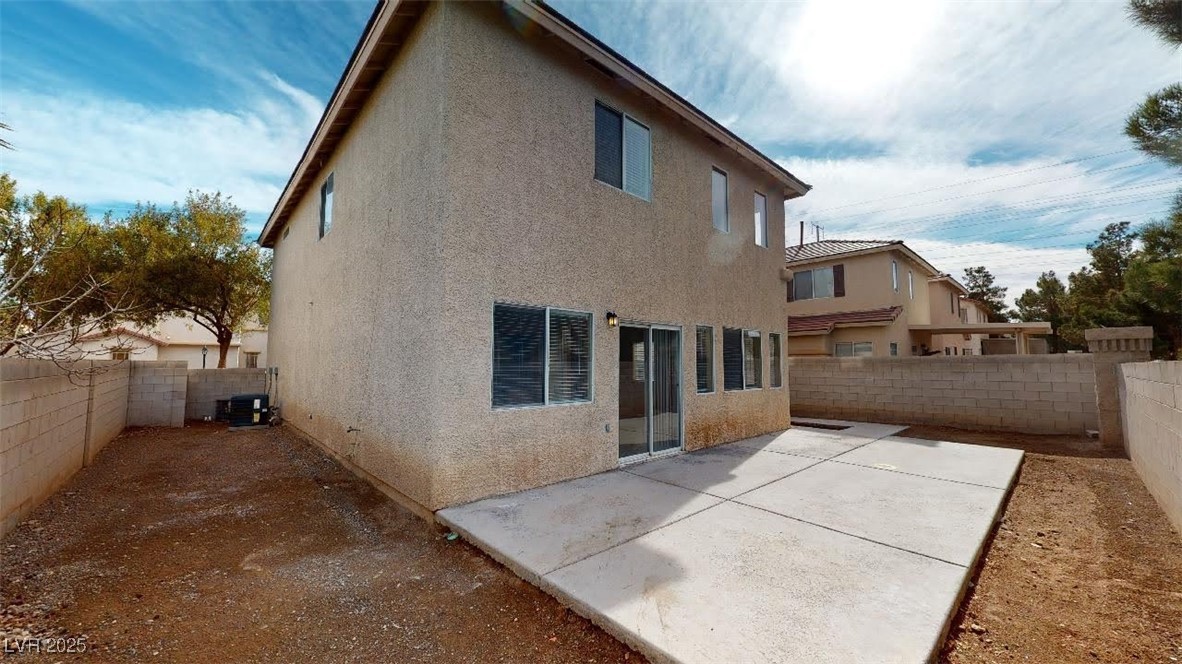 10245 Missouri Meadows Street