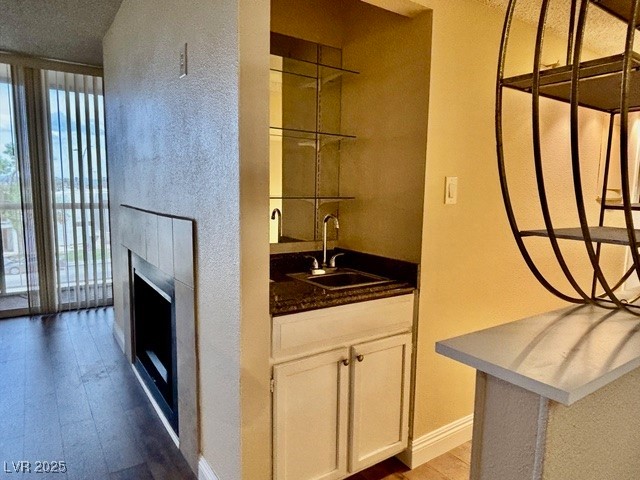 750 South Royal Crest Circle 325