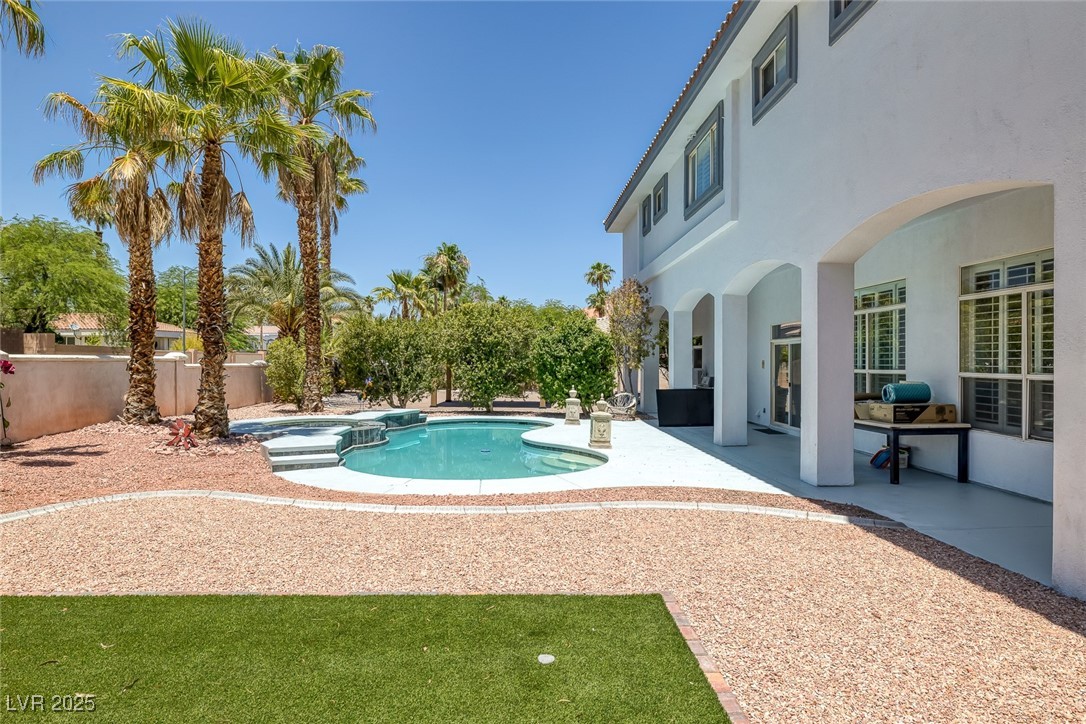 2209 Purple Majesty Court