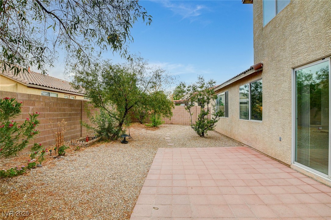 7427 Wagonwheel Ranch Way