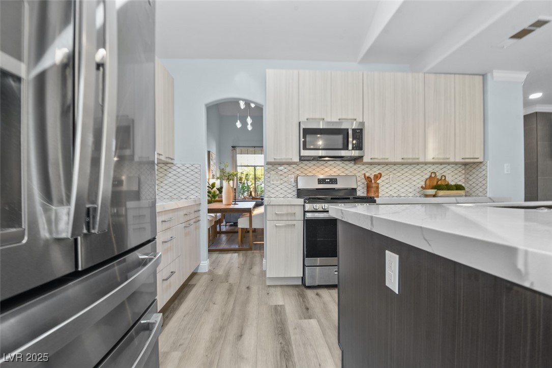 1725 Tesara Vista Place