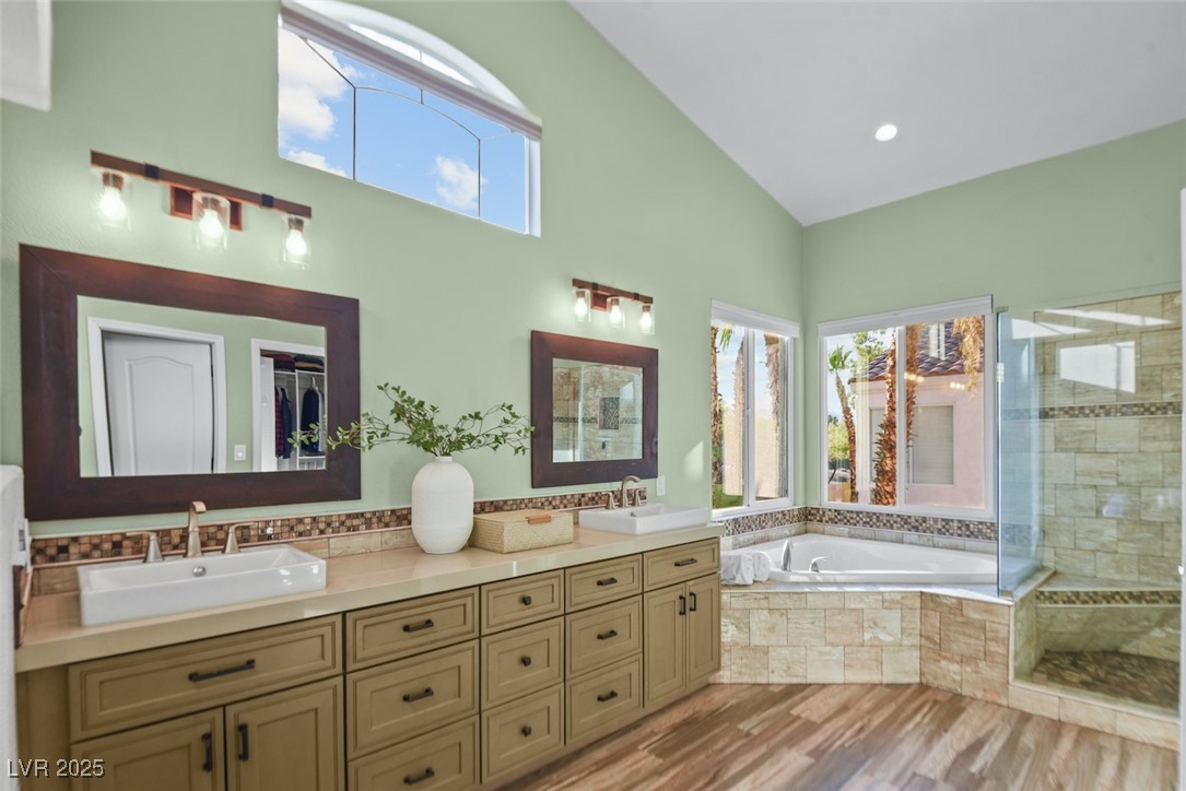 1725 Tesara Vista Place