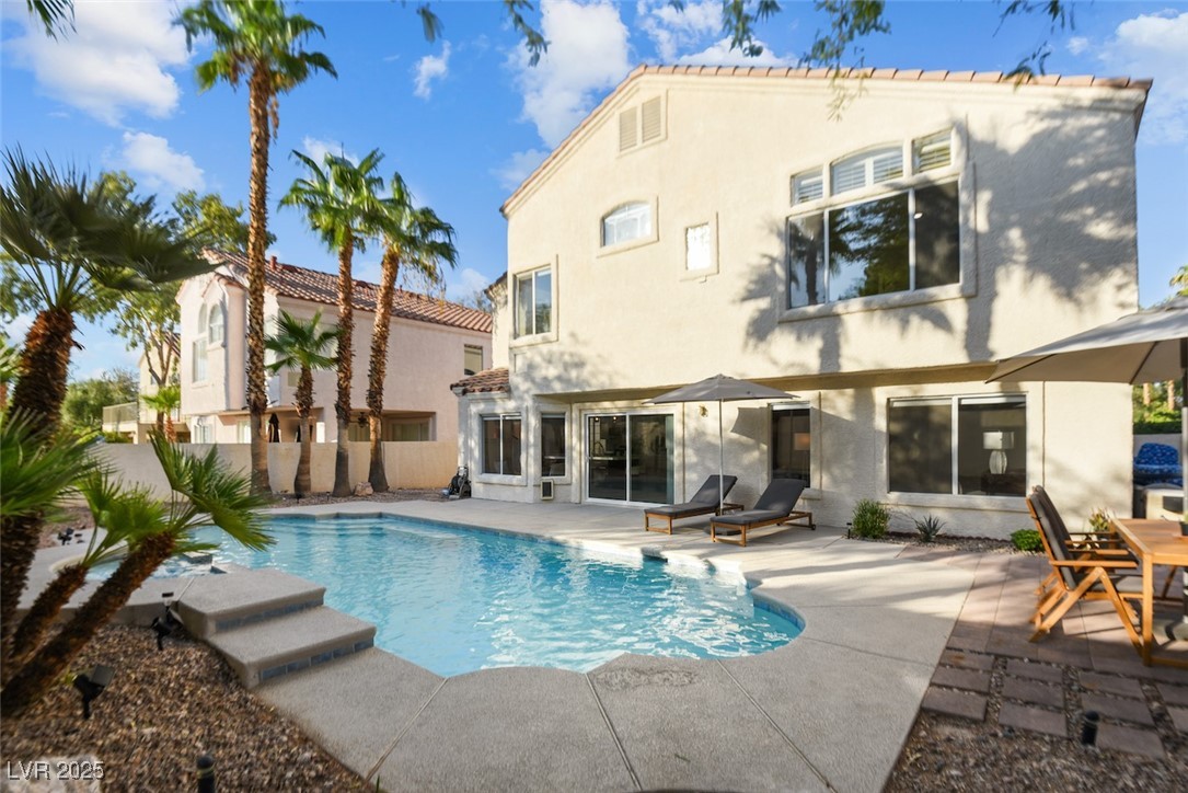 1725 Tesara Vista Place