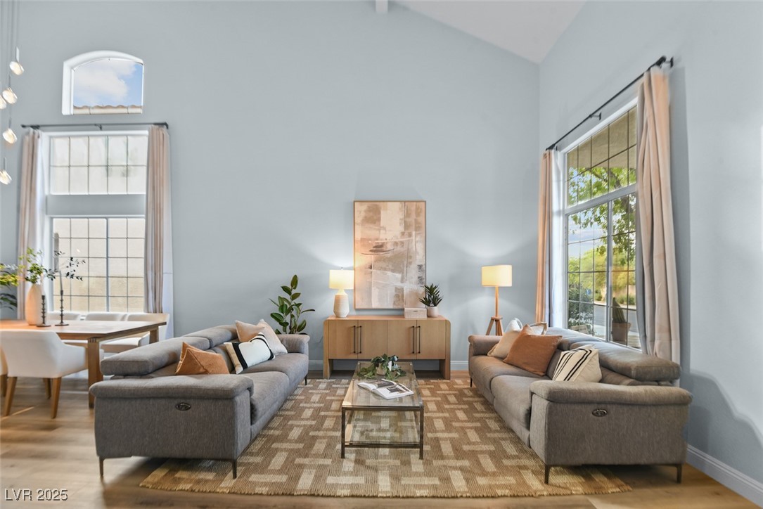 1725 Tesara Vista Place