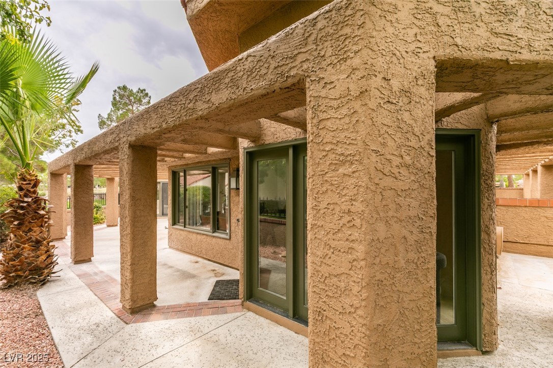 7157 Mission Hills Drive