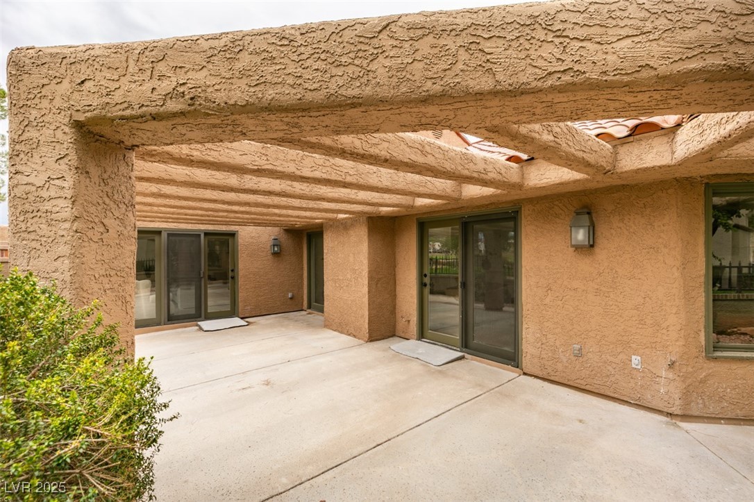 7157 Mission Hills Drive