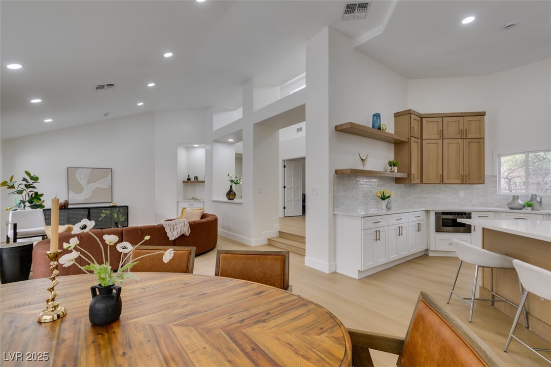 7157 Mission Hills Drive