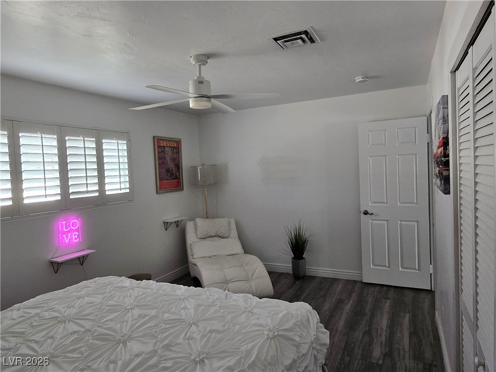 2706 Colanthe Avenue