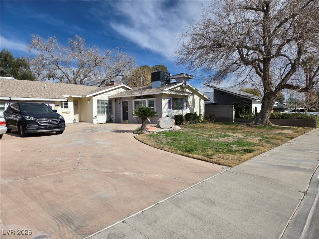 2706 Colanthe Avenue