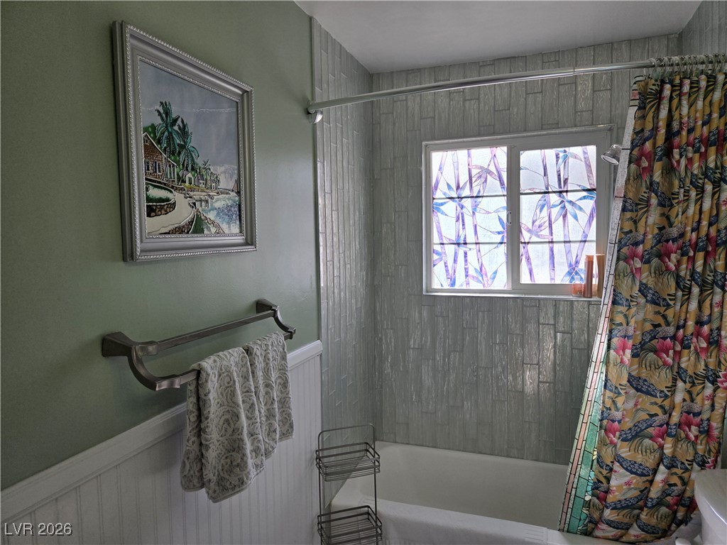 2706 Colanthe Avenue