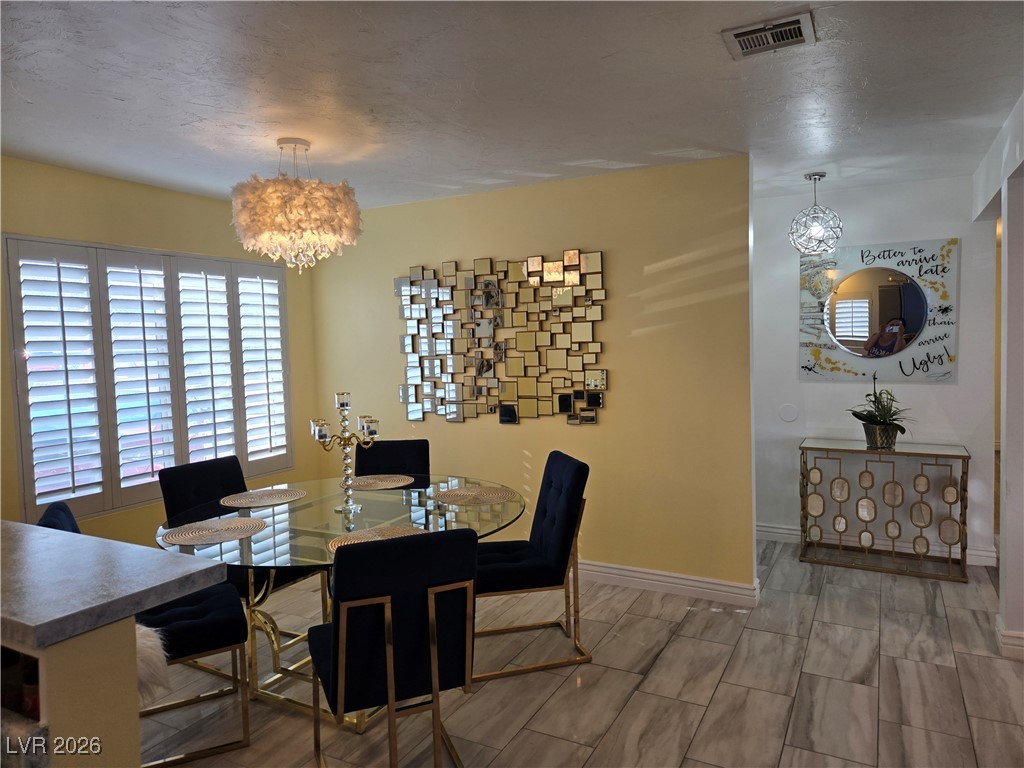 2706 Colanthe Avenue