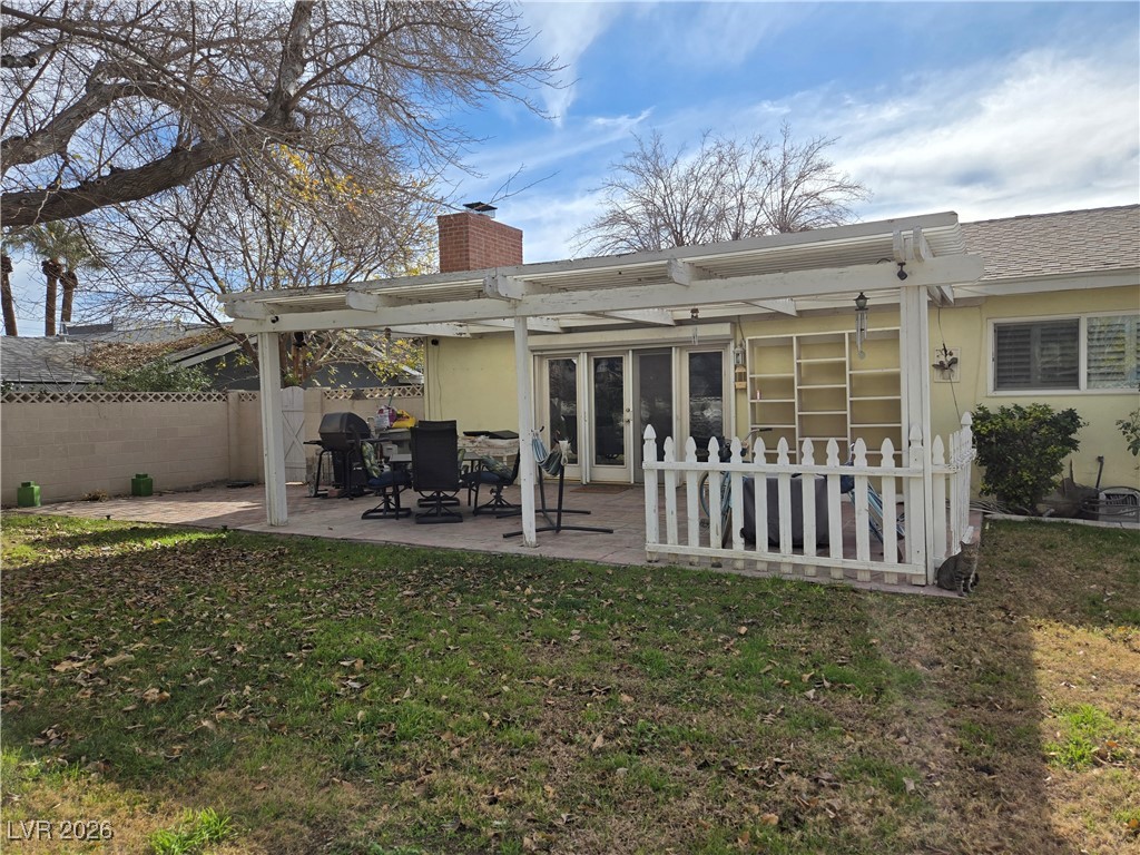 2706 Colanthe Avenue