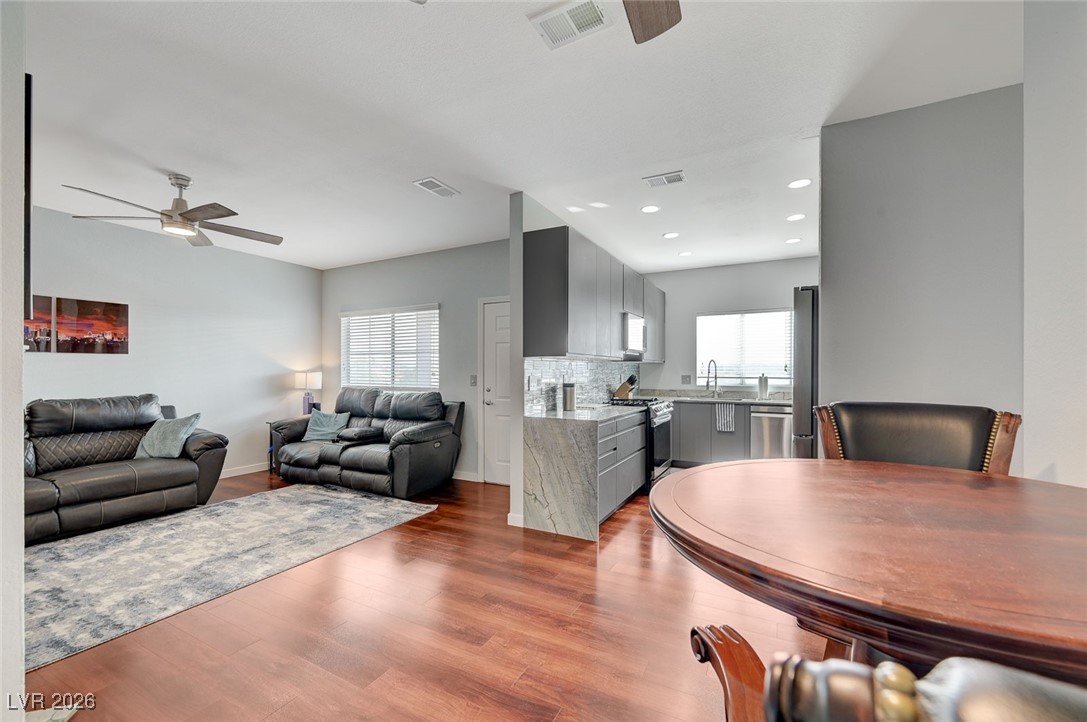 5250 South Rainbow Boulevard 2083