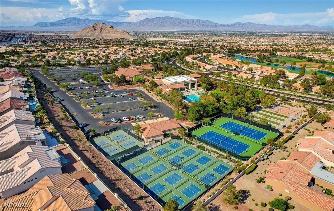 10033 Woodhouse Drive