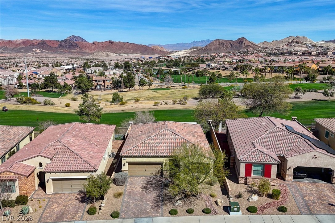 1621 Olivia Parkway