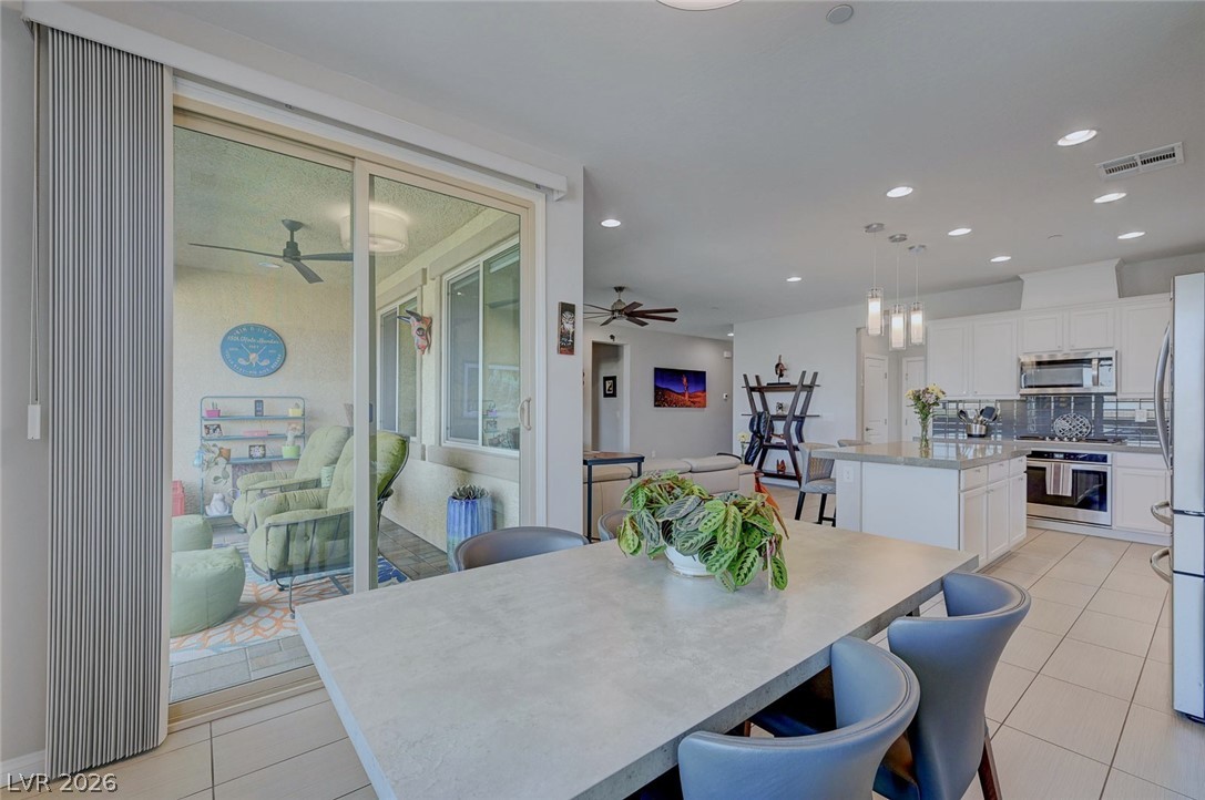 1621 Olivia Parkway