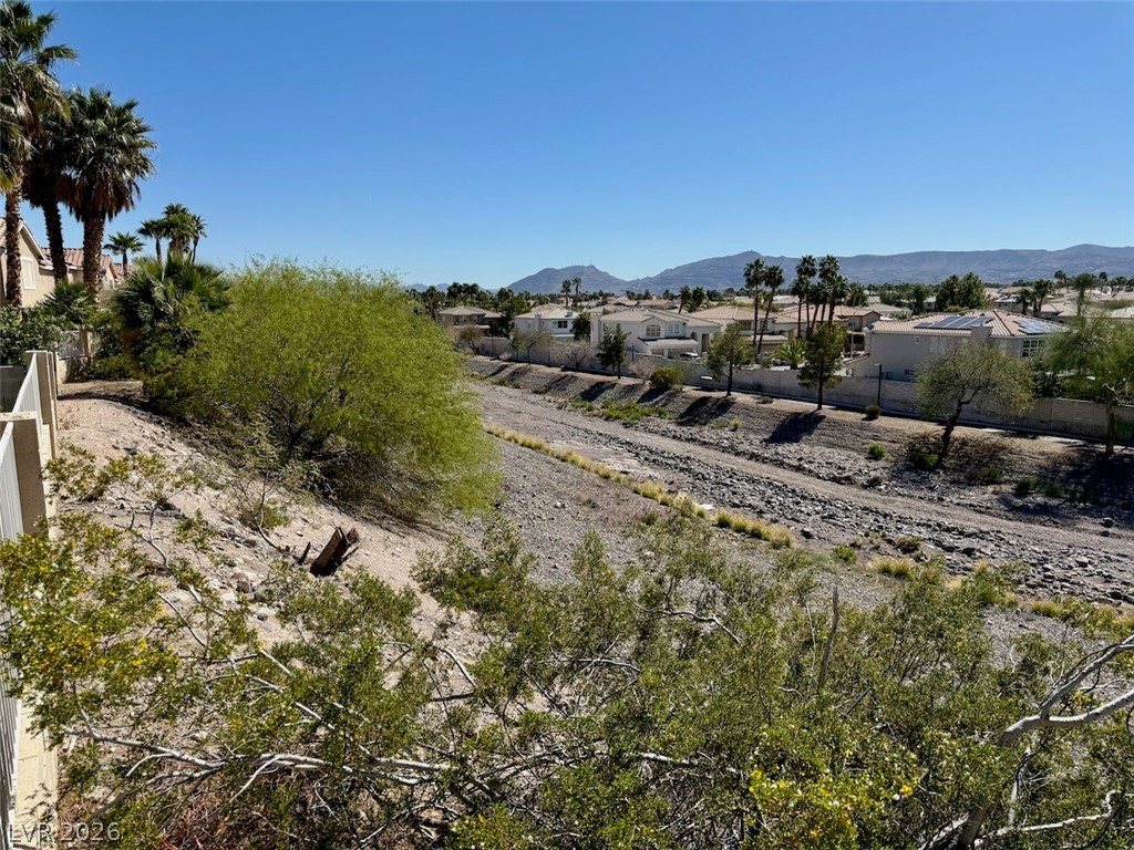 2379 Cliffwood Drive