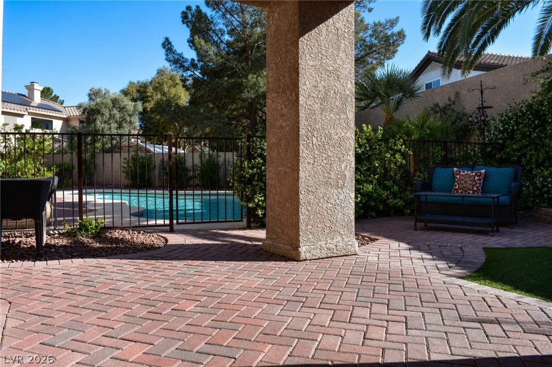 8205 Lucky Charm Court