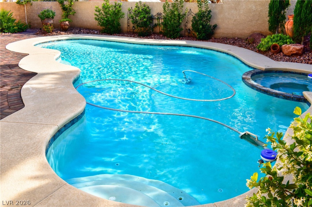 8205 Lucky Charm Court