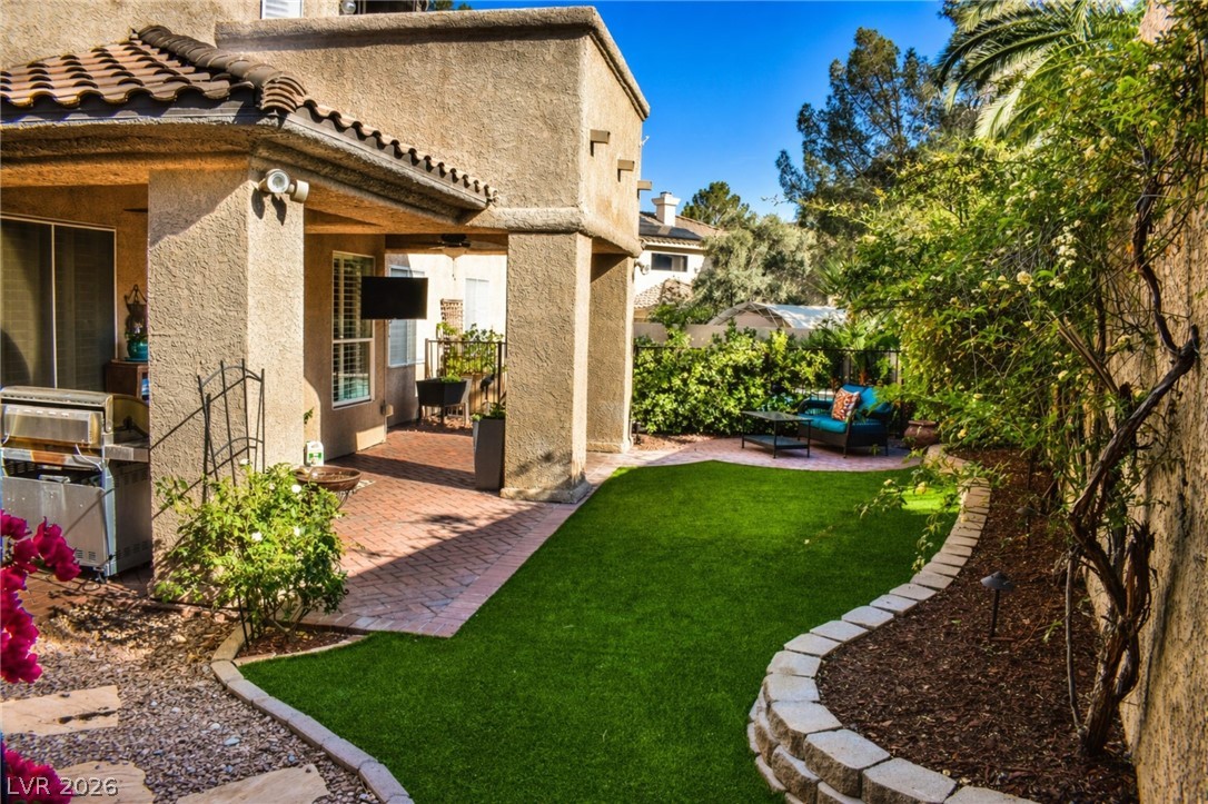 8205 Lucky Charm Court