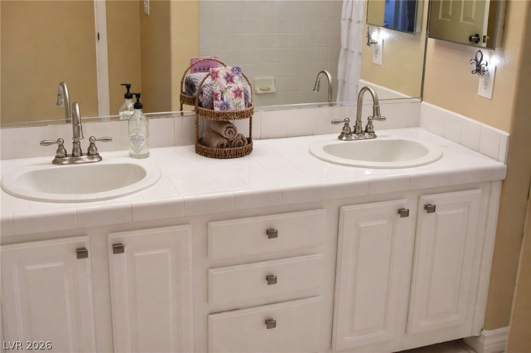 8205 Lucky Charm Court