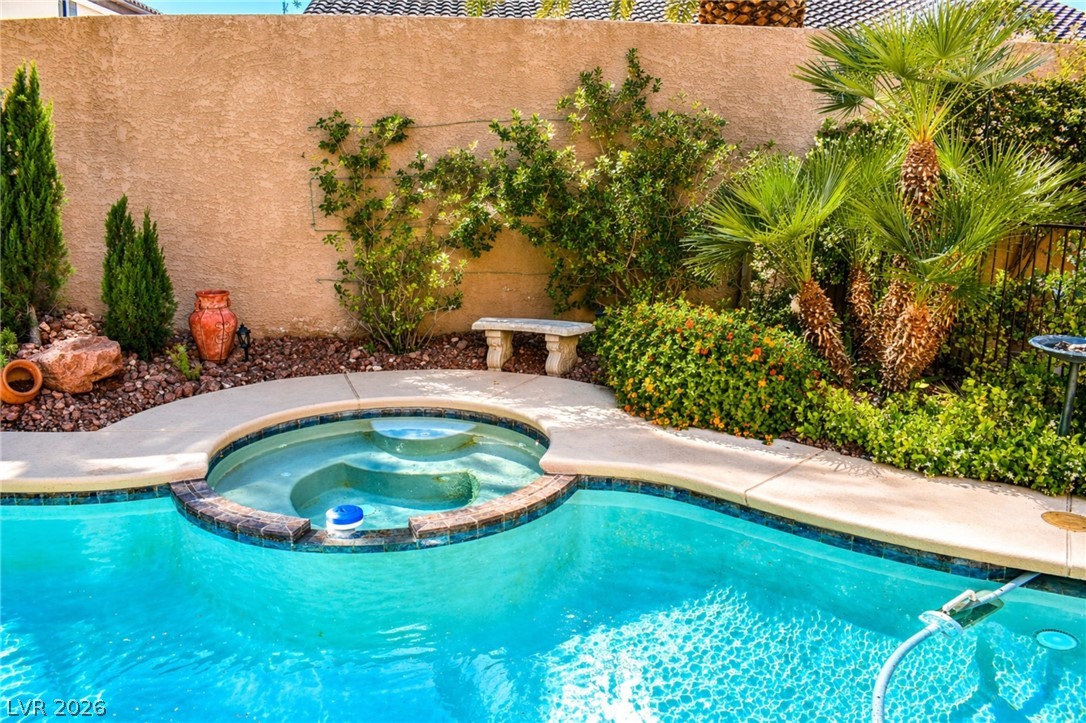 8205 Lucky Charm Court