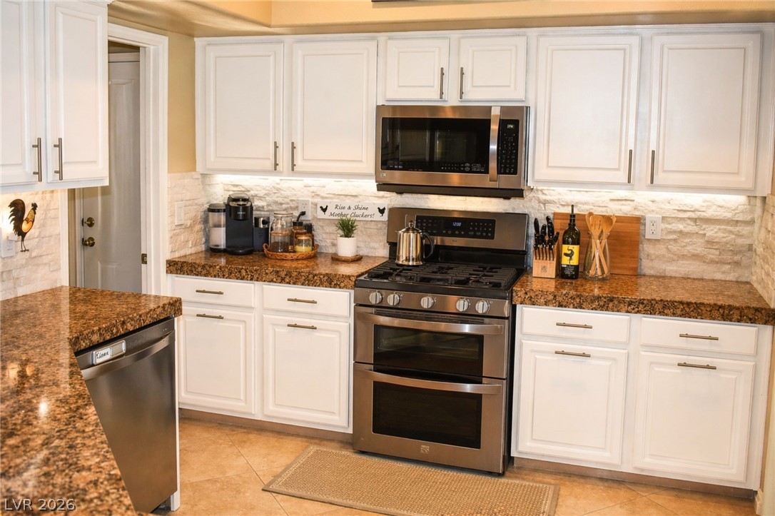 8205 Lucky Charm Court