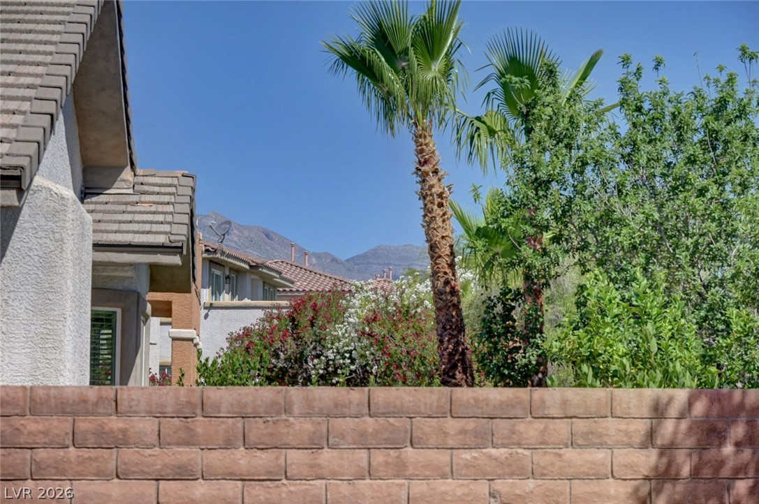 3736 Honey Crest Drive