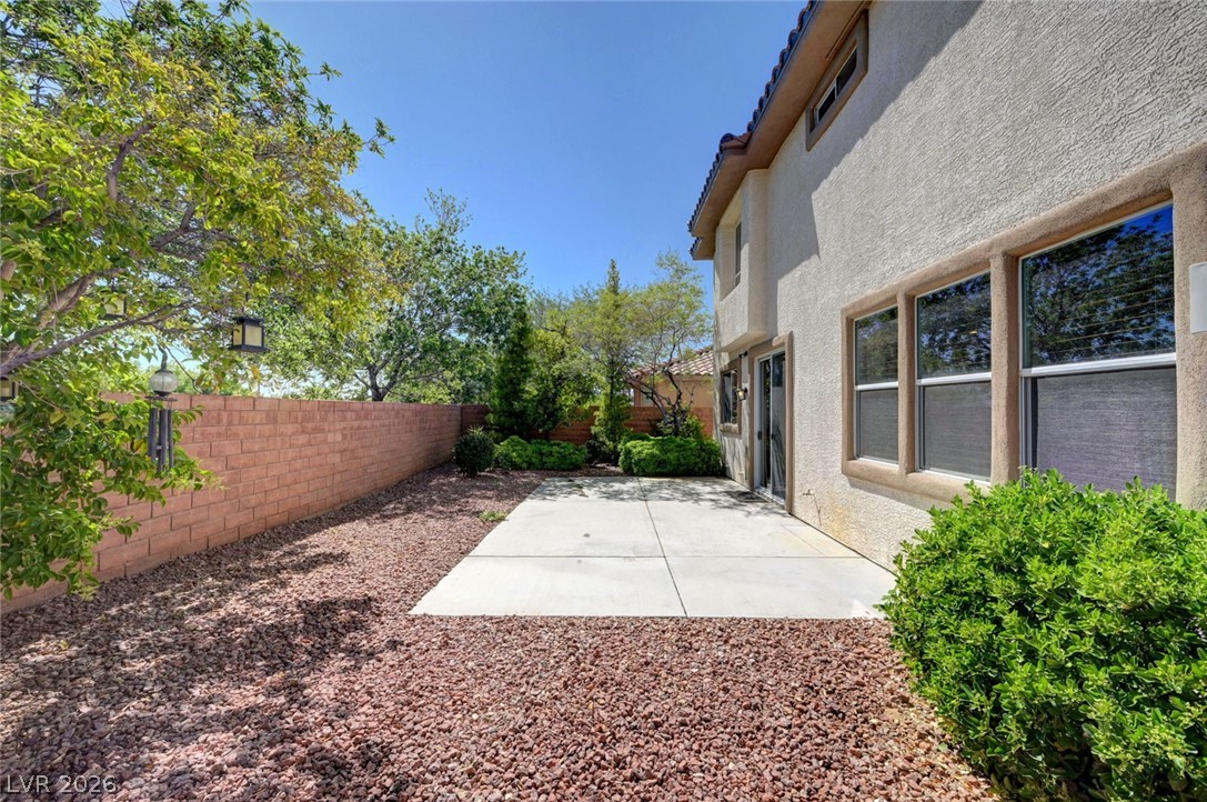 3736 Honey Crest Drive