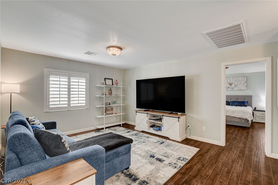 1036 Painted Daisy Avenue