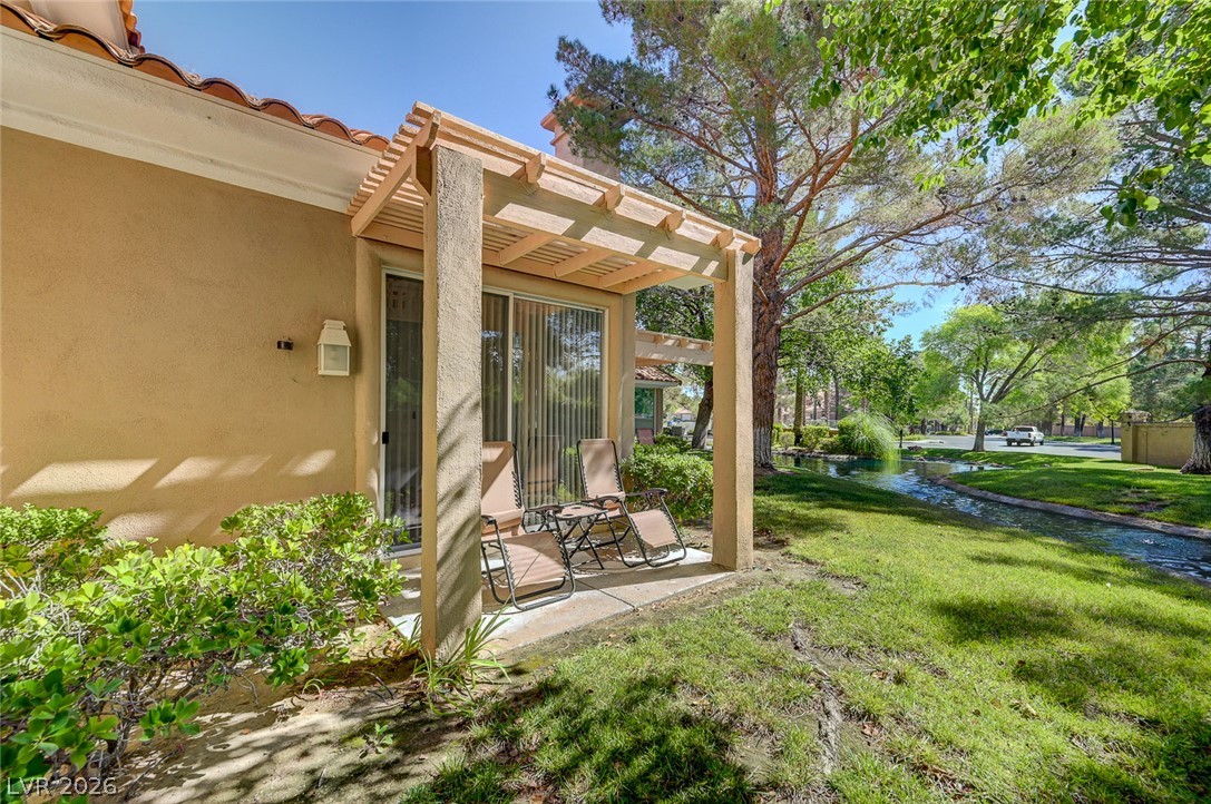 5097 Crooked Stick Way
