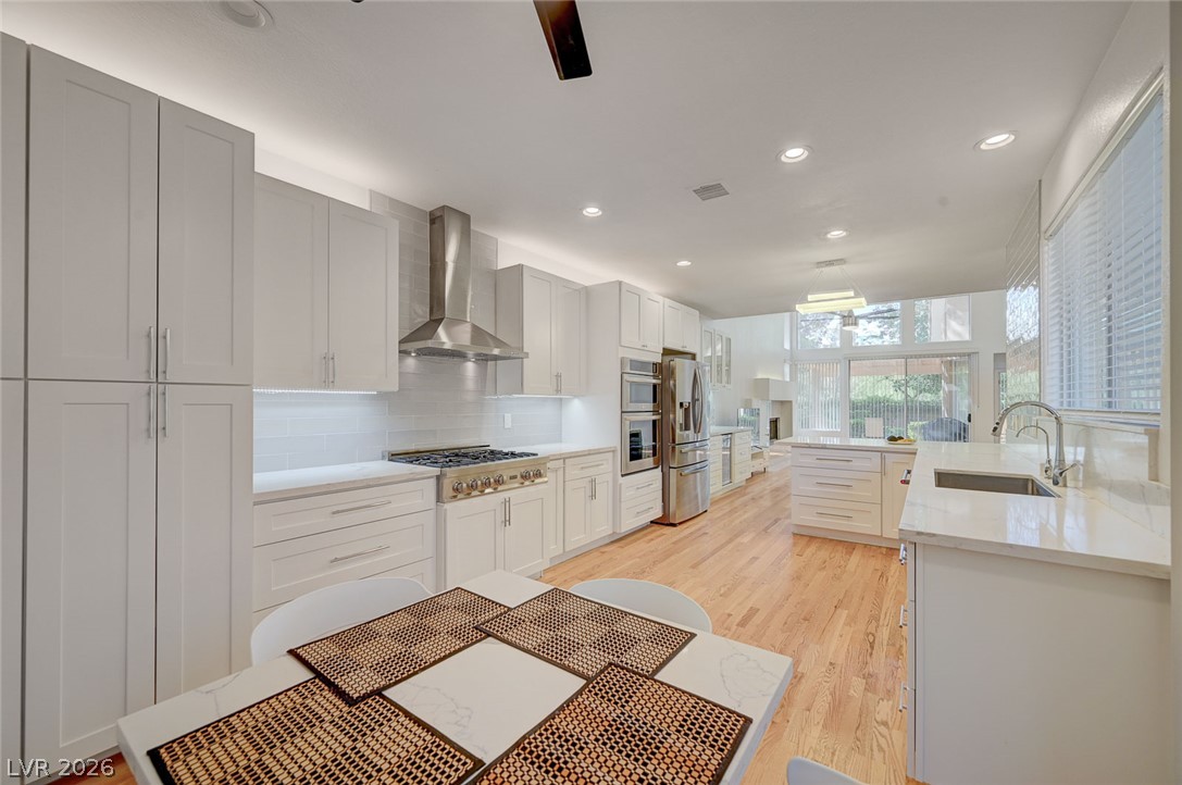 5097 Crooked Stick Way